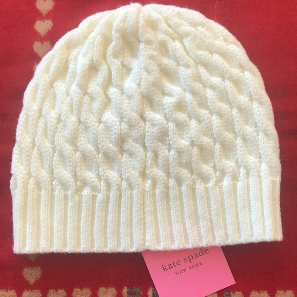 Brand New Kate Spade Cable Beanie Hat & Gloves Set Cream